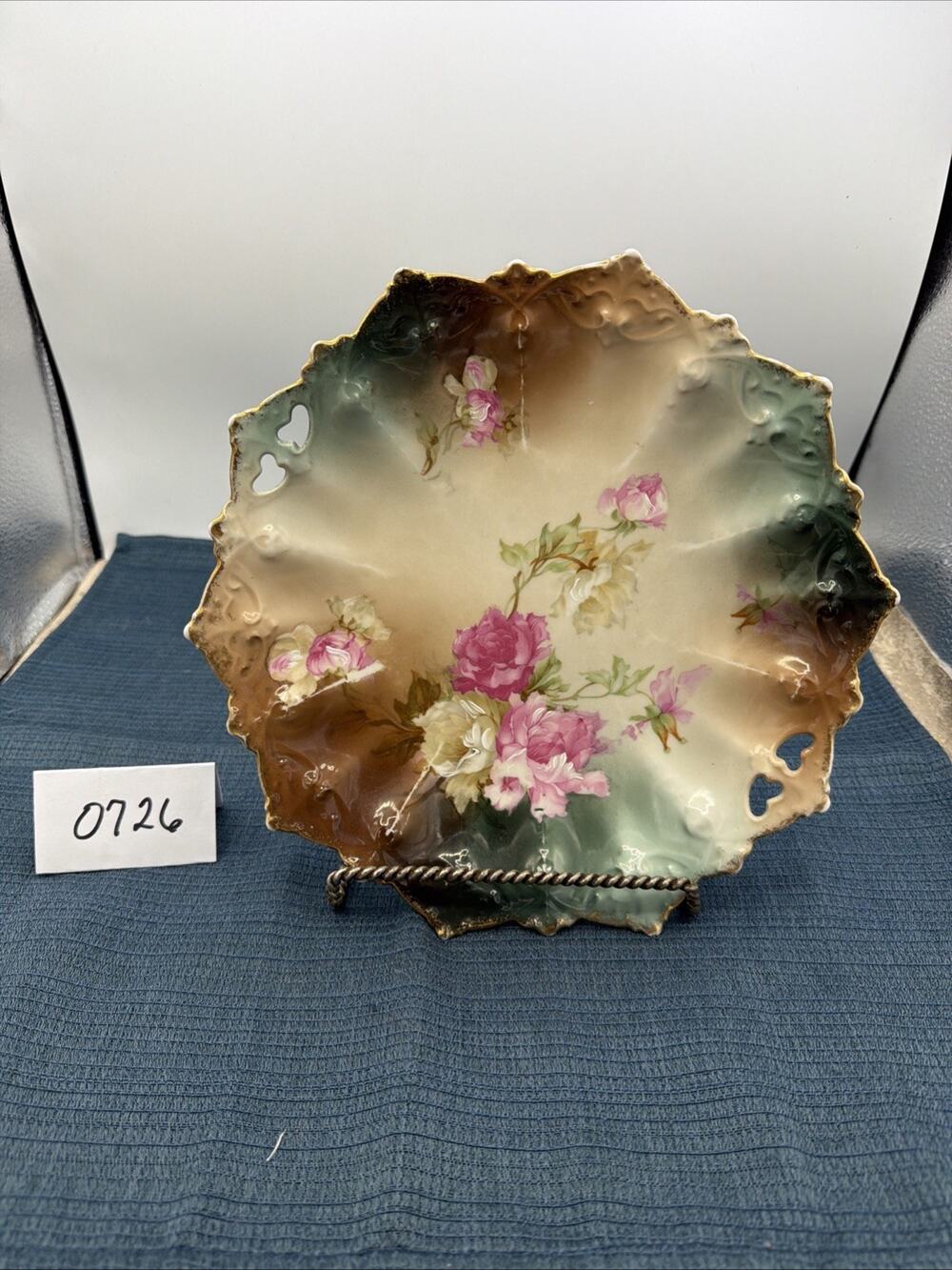 MZ Austria Pink Rose Fancy 11 1/8 Inch Plate C.1884-1909